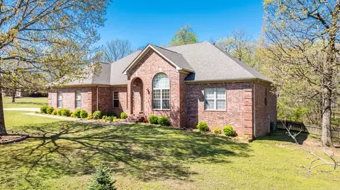 Exterior - 1317 Vanderbuilt Dr, Benton, AR 72019 photo 5 of 12