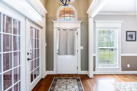 Entry Way - 1317 Vanderbuilt Dr, Benton, AR 72019 photo 1 of 2