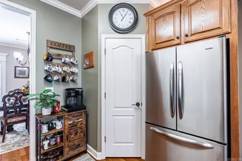 Kitchen - 1317 Vanderbuilt Dr, Benton, AR 72019 photo 3 of 4