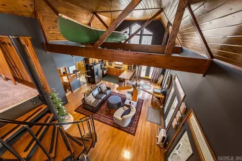Living - 80 Celtic Cir, Edgemont, AR 72044 photo 2 of 4