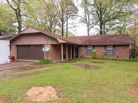 Exterior - 1503 Blackhawk Ridge Ln, Pine Bluff, AR 71603 photo 1 of 4