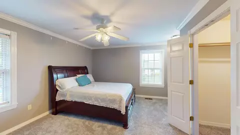 Bedroom - 105 Long Meadow Dr, De Queen, AR 71832 photo 2 of 3