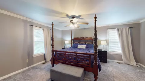 Bedroom - 105 Long Meadow Dr, De Queen, AR 71832 photo 1 of 3