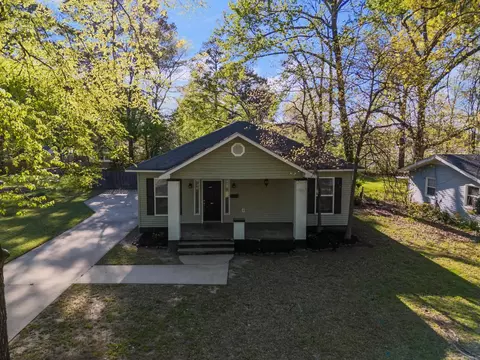 Exterior - 223 Mitchell St, Conway, AR 72034 photo 13 of 15