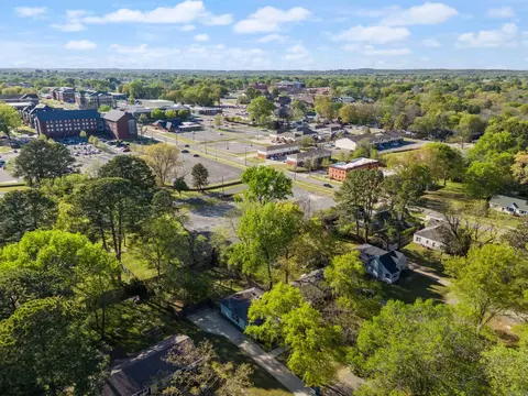 View/Area - 223 Mitchell St, Conway, AR 72034 photo 3 of 4