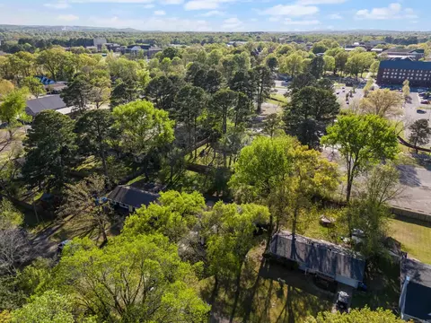 View/Area - 223 Mitchell St, Conway, AR 72034 photo 4 of 4