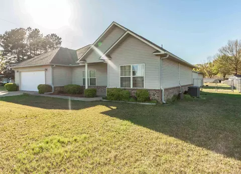 Exterior - 206 Campbell Dr, Beebe, AR 72012 photo 3 of 10