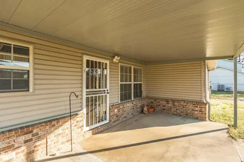 Exterior - 206 Campbell Dr, Beebe, AR 72012 photo 8 of 10
