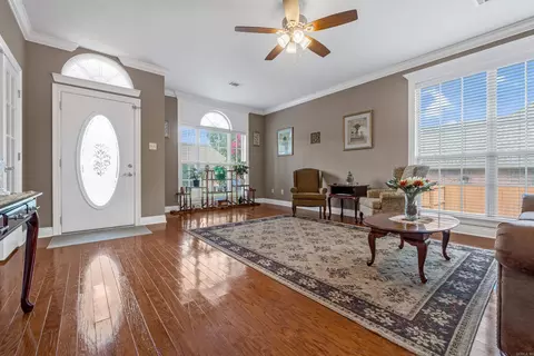 Living - 10 Confederate Cv, Cabot, AR 72023 photo 3 of 7