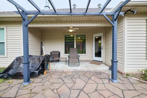 Exterior - 2301 Hickory Dr, Bryant, AR 72019 photo 2 of 8