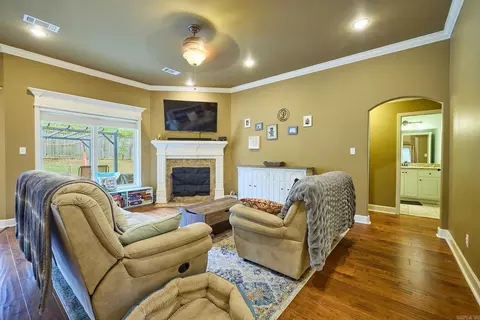 Living - 2301 Hickory Dr, Bryant, AR 72019 photo 1 of 3