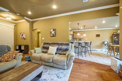 Living - 2301 Hickory Dr, Bryant, AR 72019 photo 2 of 3