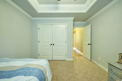 Bedroom - 2301 Hickory Dr, Bryant, AR 72019 photo 4 of 6