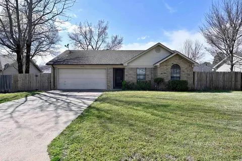 Exterior - 3003 Andrew Dr, Bryant, AR 72022 photo 3 of 12