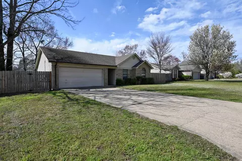 Exterior - 3003 Andrew Dr, Bryant, AR 72022 photo 5 of 12