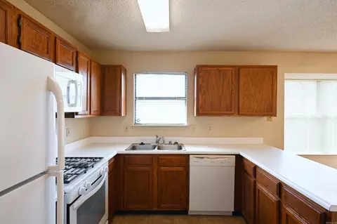 Kitchen - 3003 Andrew Dr, Bryant, AR 72022 photo 3 of 3