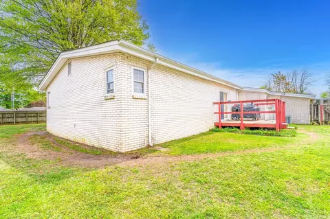 Exterior - 1000 Patterson St, Trumann, AR 72472 photo 7 of 12