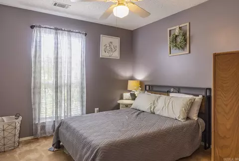 Bedroom - 911 Allyson Ave, Bryant, AR 72022 photo 3 of 5