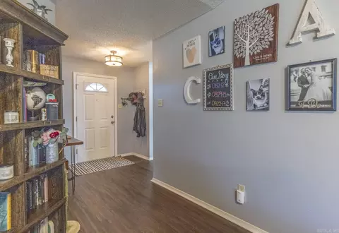 Entry Way - 911 Allyson Ave, Bryant, AR 72022 photo 1 of 1