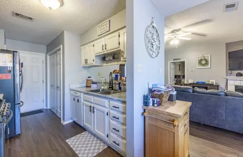 Kitchen - 911 Allyson Ave, Bryant, AR 72022 photo 2 of 4