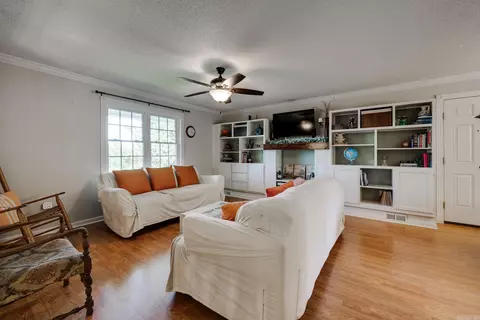 Living - 1 Cedar Hill Loop, Conway, AR 72032 photo 1 of 3