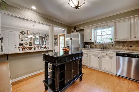 Kitchen - 1 Cedar Hill Loop, Conway, AR 72032 photo 4 of 4