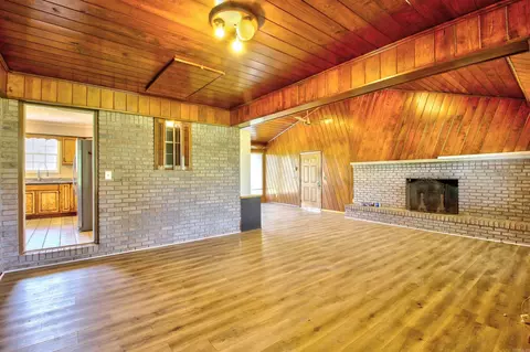 Living - 150 Pine Lk, Rison, AR 71665 photo 2 of 6