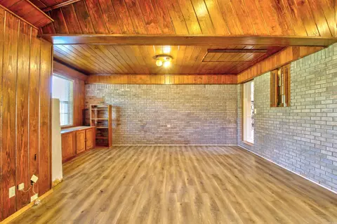 Living - 150 Pine Lk, Rison, AR 71665 photo 3 of 6