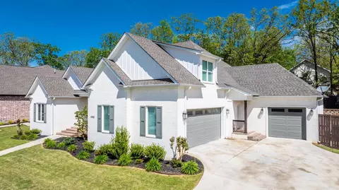 Exterior - 3450 Dee Dr, Conway, AR 72034 photo 3 of 11