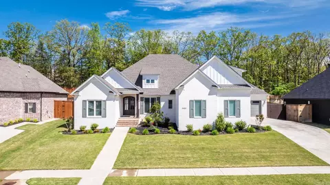 Exterior - 3450 Dee Dr, Conway, AR 72034 photo 2 of 11