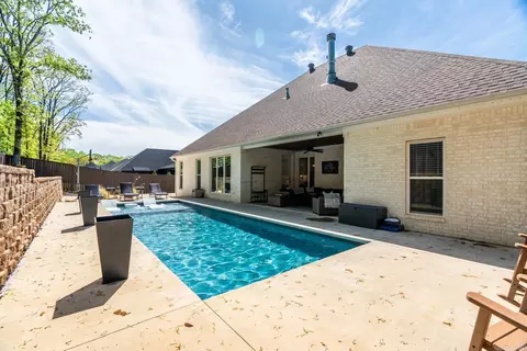 Exterior - 3450 Dee Dr, Conway, AR 72034 photo 6 of 11