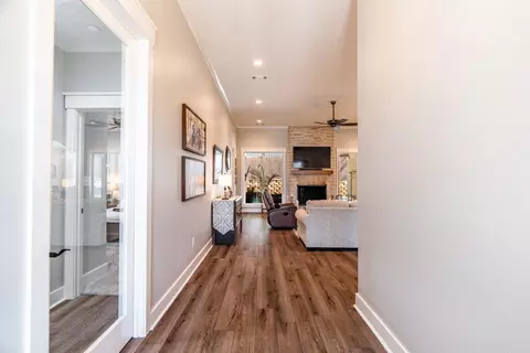 Entry Way - 3450 Dee Dr, Conway, AR 72034 photo 2 of 4