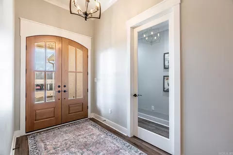 Entry Way - 3450 Dee Dr, Conway, AR 72034 photo 3 of 4