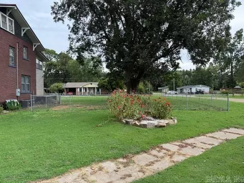 54 State St, Biggers, AR 72413 photo 3