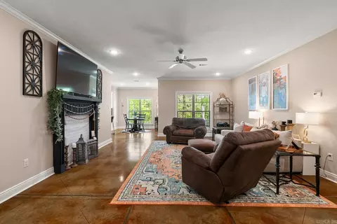 Living - 1400 Graybeard Dr, Conway, AR 72034 photo 1 of 6