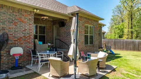 Exterior - 1400 Graybeard Dr, Conway, AR 72034 photo 10 of 15