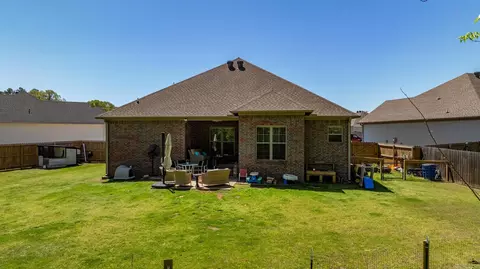 Exterior - 1400 Graybeard Dr, Conway, AR 72034 photo 12 of 15