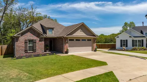 Exterior - 1400 Graybeard Dr, Conway, AR 72034 photo 14 of 15