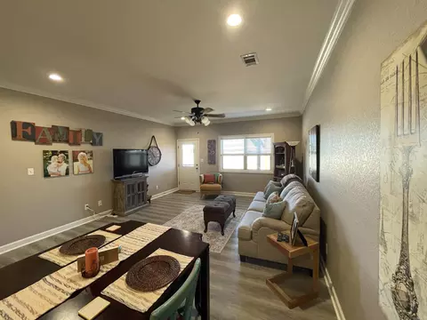 Living - 2406 Nathan Dr, Searcy, AR 72143 photo 1 of 3