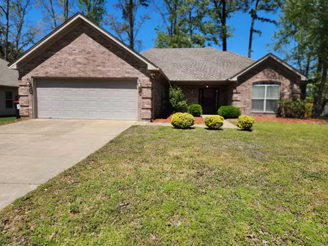 Exterior - 3206 Hidden Medows Dr, Benton, AR 72015 photo 1 of 8