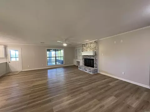 Living - 3605 Bear Cv, Benton, AR 72015 photo 1 of 8