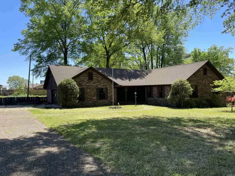 Exterior - 3605 Bear Cv, Benton, AR 72015 photo 2 of 7