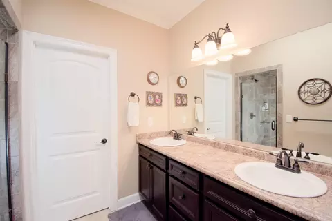 Bath - 20 Cardinal Ln, Quitman, AR 72131 photo 2 of 3