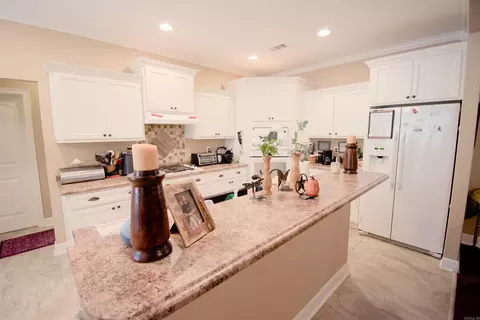 Living - 20 Cardinal Ln, Quitman, AR 72131 photo 1 of 2