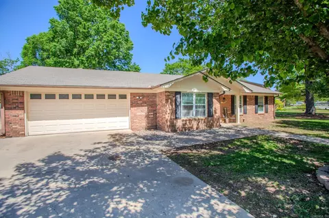 Exterior - 4 W Post Oak Dr, Conway, AR 72034 photo 2 of 11