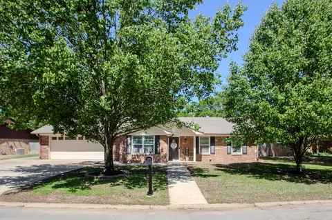 Exterior - 4 W Post Oak Dr, Conway, AR 72034 photo 3 of 11