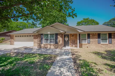 Exterior - 4 W Post Oak Dr, Conway, AR 72034 photo 1 of 11