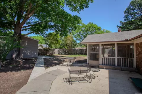 Exterior - 4 W Post Oak Dr, Conway, AR 72034 photo 6 of 11