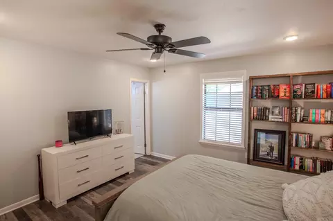 Bedroom - 4 W Post Oak Dr, Conway, AR 72034 photo 1 of 6