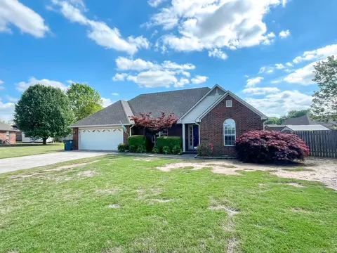 2703 Colony Dr, Searcy, AR 72143
